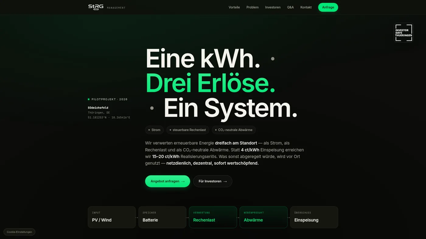 Startseite von StRG Management: dunkles Design mit grüner Akzentfarbe und der Headline „Eine kWh. Drei Erlöse. Ein System.“